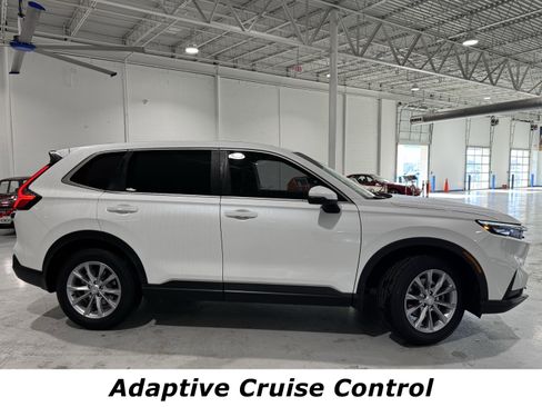 Used 2025 Honda CR-V EX image 2