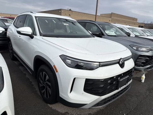 New 2026 Volkswagen Tiguan S AWD/4WD image 2