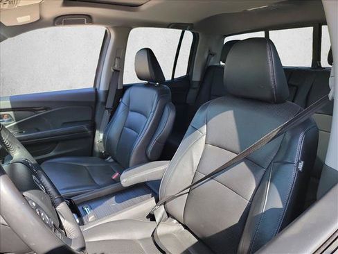 Used 2018 Honda Ridgeline RTL-E image 10