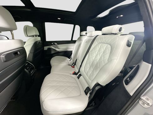 New 2026 BMW X7 xDrive40i image 26
