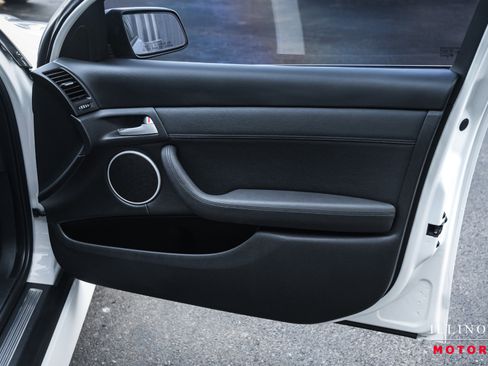 Used 2009 Pontiac G8 GXP image 38