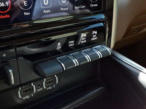 Used 2021 RAM 1500 Laramie image 19