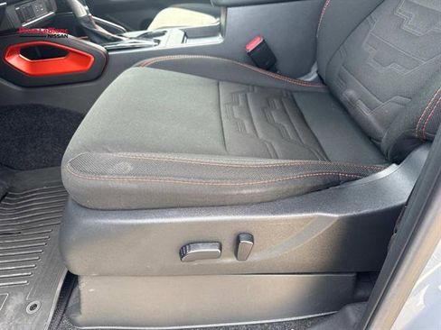 Used 2024 Nissan Frontier Pro-X RWD image 16