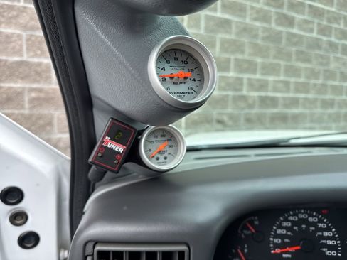 Used 2002 Ford F350 Lariat image 24