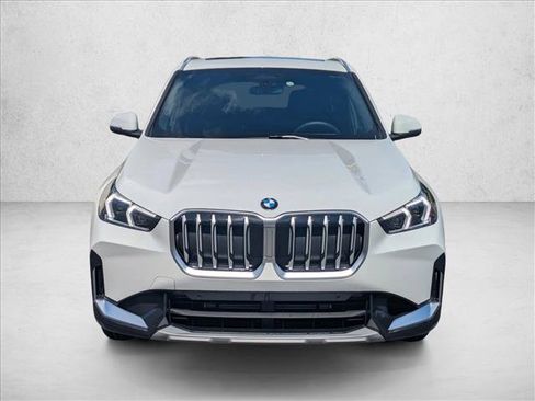 Used 2026 BMW X1 xDrive28i w/ Convenience Package AWD/4WD image 5