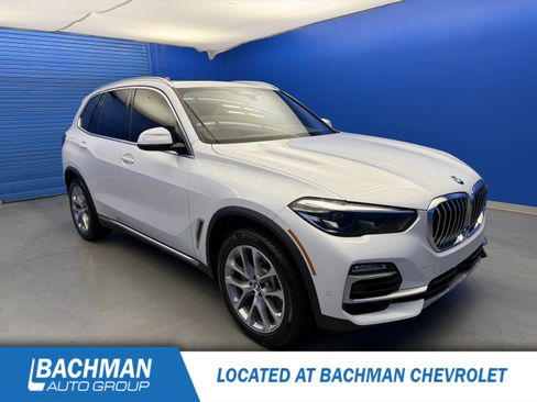 Used 2021 BMW X5 xDrive40i AWD/4WD image 1