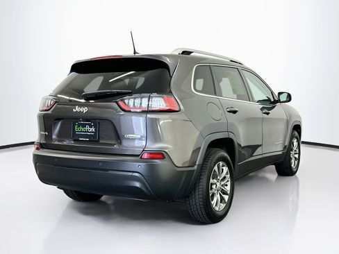 Used 2019 Jeep Cherokee Latitude Plus w/ Comfort/Convenience Group AWD/4WD image 9