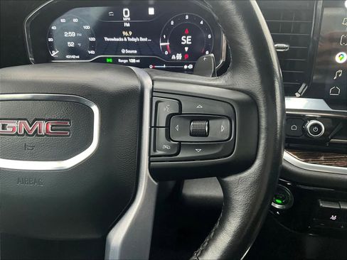 Used 2022 GMC Sierra 1500 Elevation image 24