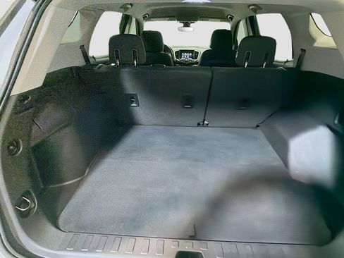 Used 2020 GMC Terrain SLE FWD image 26