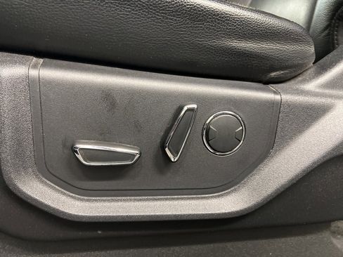 Used 2015 Ford F150 Lariat w/ Equipment Group 502A Luxury image 30