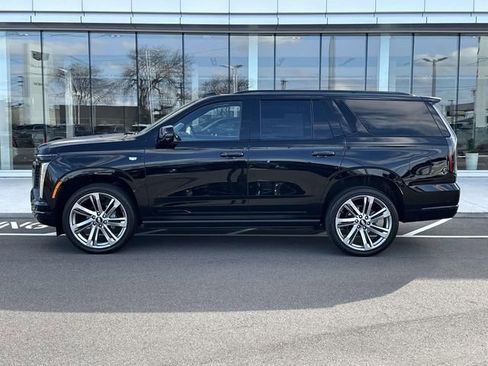 Certified 2025 Cadillac Escalade Sport Platinum w/ LPO, Floor Liner Package image 10