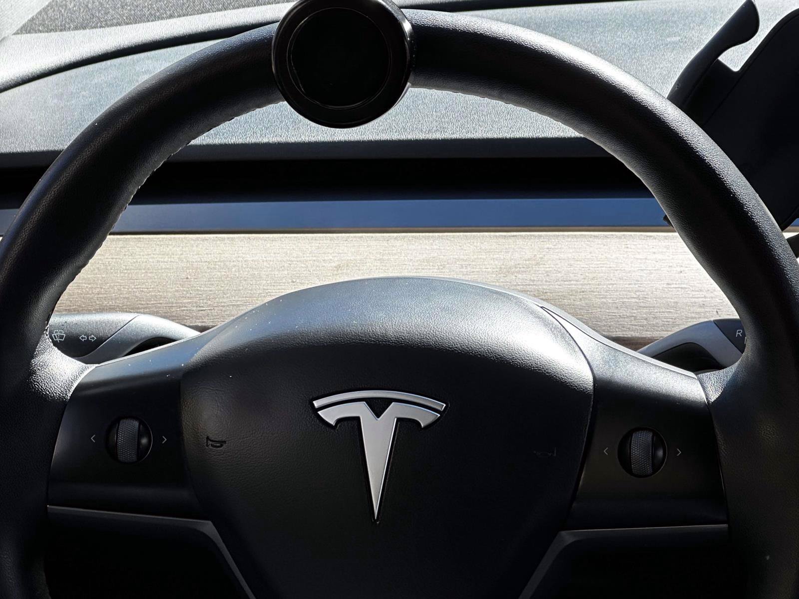Used 2023 Tesla Model Y Long Range AWD/4WD image 20