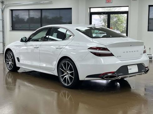 Used 2025 Genesis G70 2.5T AWD/4WD image 7