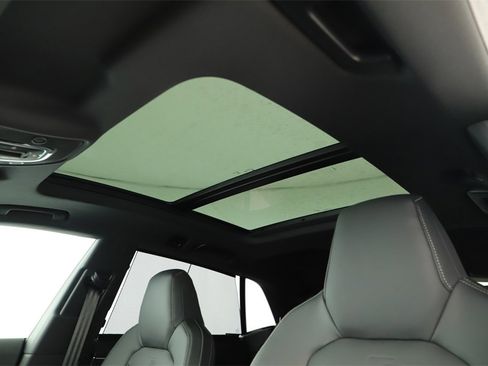 New 2026 Audi SQ8 Premium Plus image 26