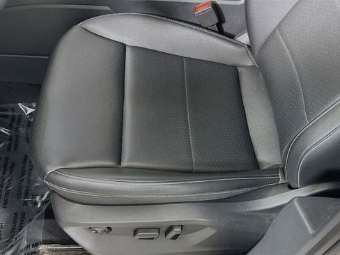 Used 2023 Volkswagen Atlas SE w/ Panoramic Sunroof Package image 12