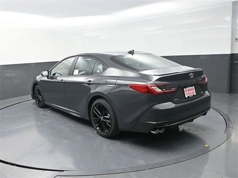New 2026 Toyota Camry SE image 5