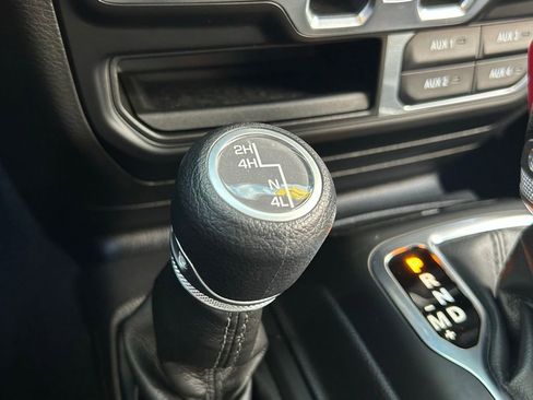 Used 2022 Jeep Wrangler Unlimited Sport image 57