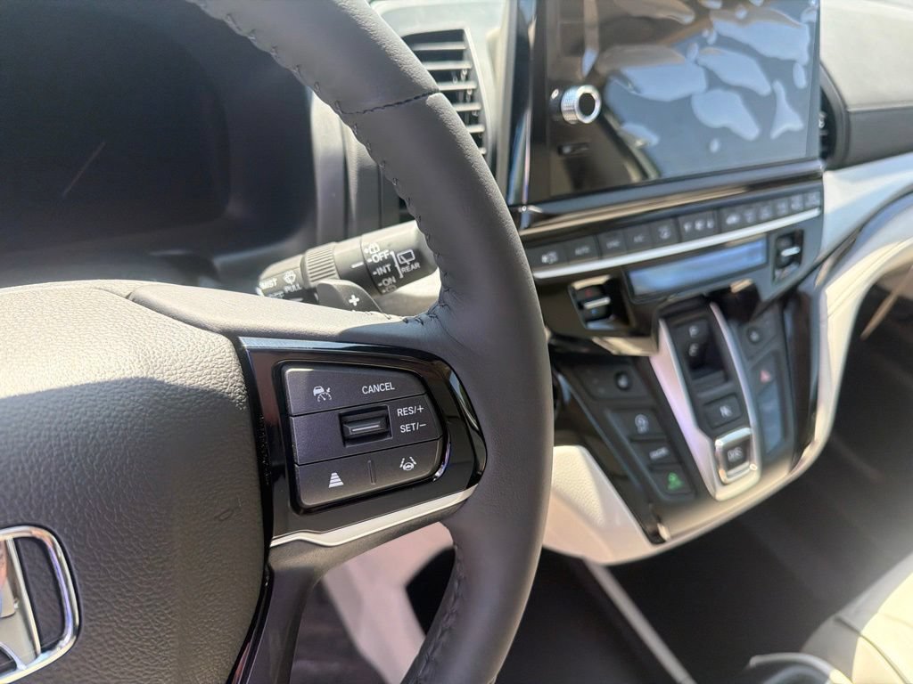 New 2026 Honda Odyssey Touring image 20
