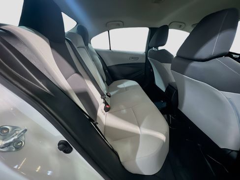 Used 2022 Toyota Corolla LE w/ Carpet Mat Package (TMS) FWD image 18