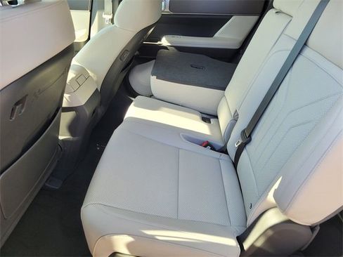 New 2026 Hyundai Santa Fe SEL image 9