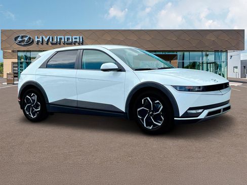 Used 2024 Hyundai Ioniq 5 SEL image 10