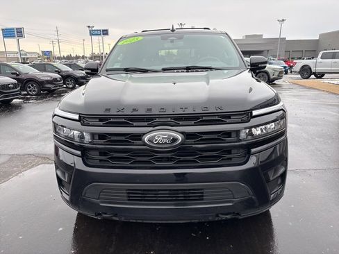 Used 2023 Ford Expedition Max Limited image 21