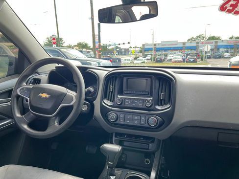 Used 2015 Chevrolet Colorado W/T w/ WT Convenience Package RWD image 12