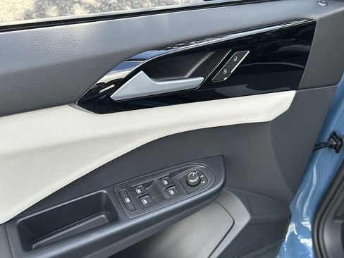 New 2026 Volkswagen Taos S image 13