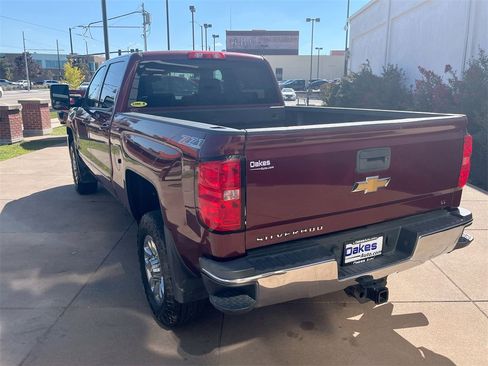 Used 2016 Chevrolet Silverado 2500 LT w/ LT Convenience Package image 4