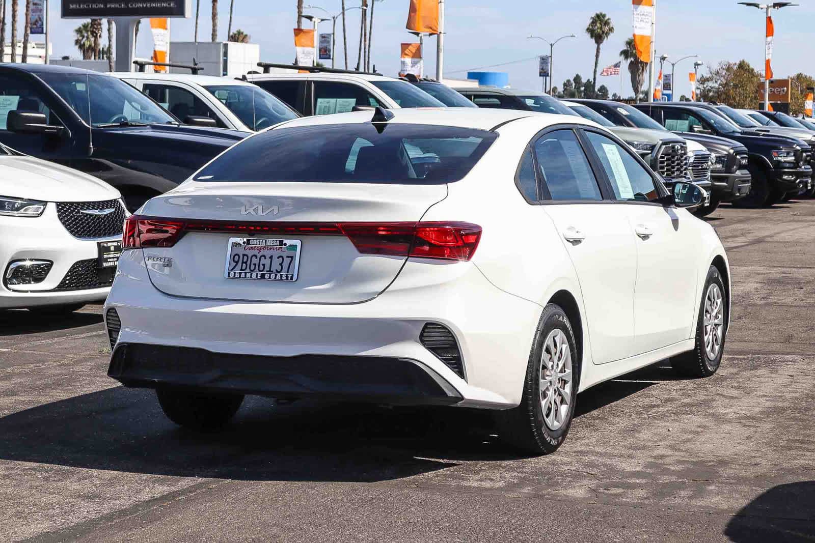 Used 2022 Kia Forte Sedan FWD image 4