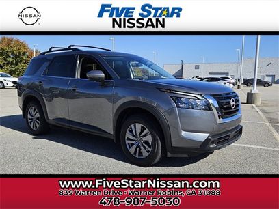 Used 2025 Nissan Pathfinder SV