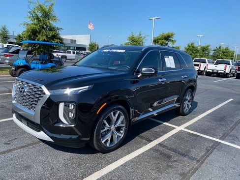 Used 2022 Hyundai Palisade Limited FWD image 3
