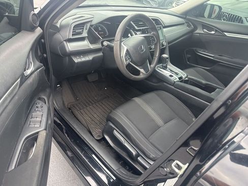 Used 2018 Honda Civic EX image 8