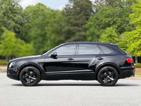 Used 2019 Bentley Bentayga AWD/4WD image 9