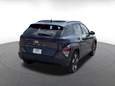 Used 2025 Hyundai Kona SEL FWD image 11