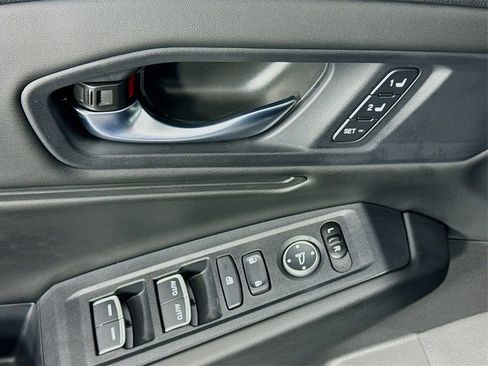 Used 2025 Honda Accord EX-L image 29