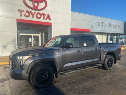 New 2026 Toyota Tundra Limited w/ Limited PVM Package
