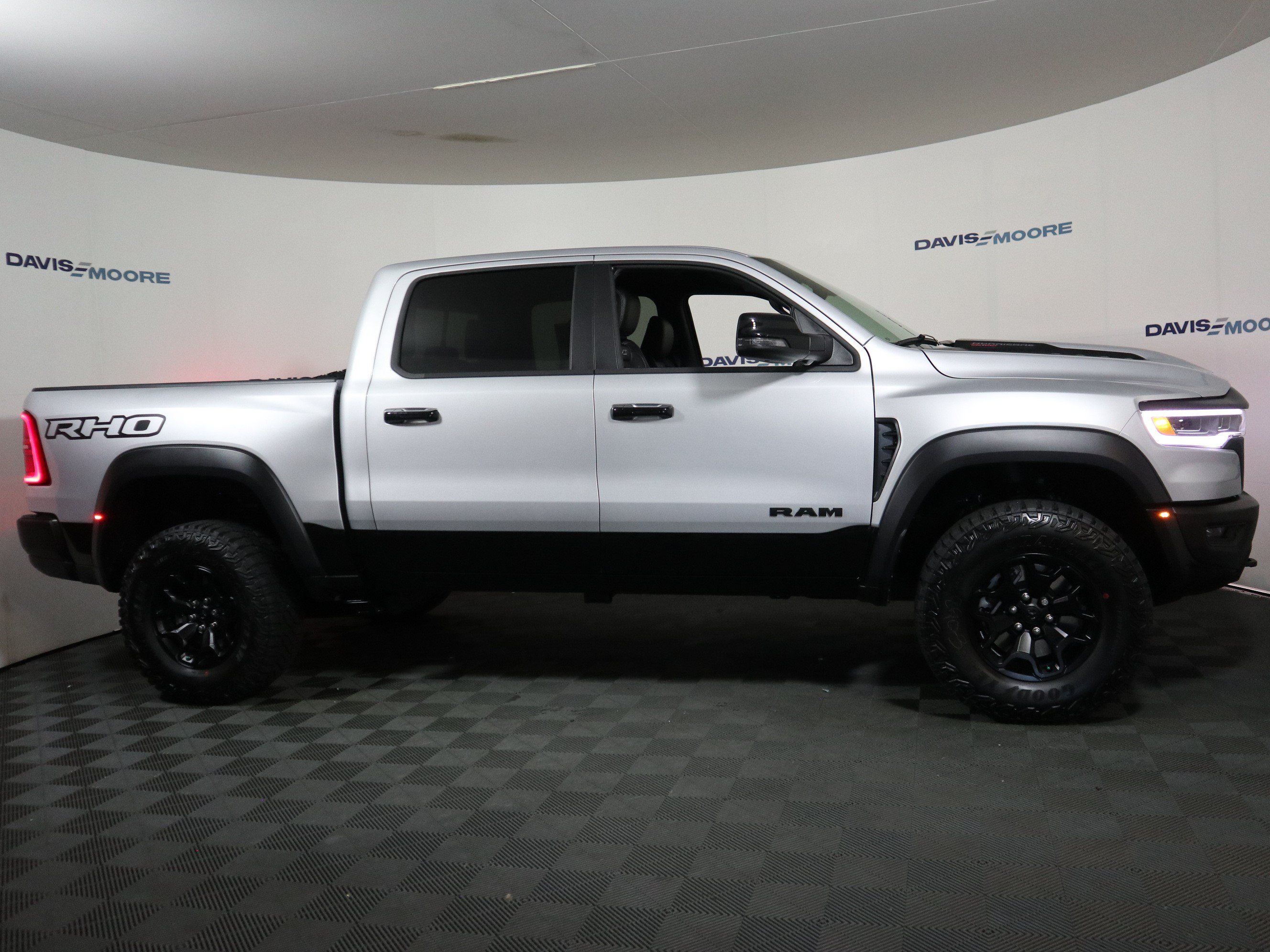 New 2026 RAM 1500 RHO AWD/4WD image 4
