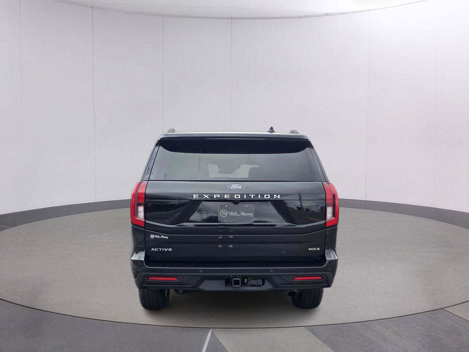 Used 2025 Ford Expedition Max Active AWD/4WD image 6
