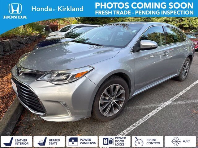 Used 2017 Toyota Avalon XLE w/ Carpet Mat Package FWD image 1