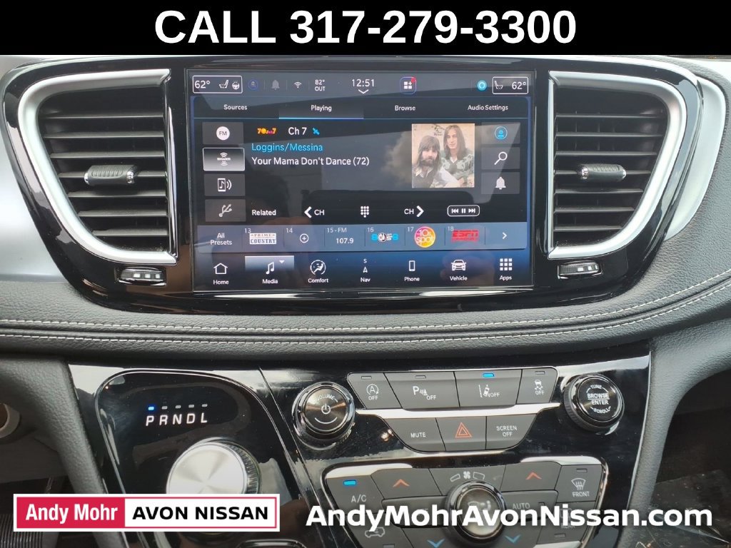 Used 2026 Chrysler Pacifica Limited w/ S Appearance Package FWD image 23