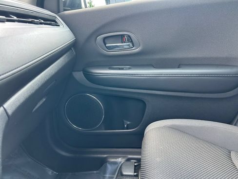 Used 2019 Honda HR-V EX image 28