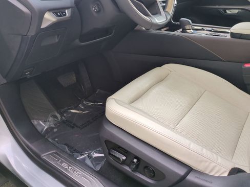 Used 2023 Lexus RX 350 AWD w/ Accessory Package image 17