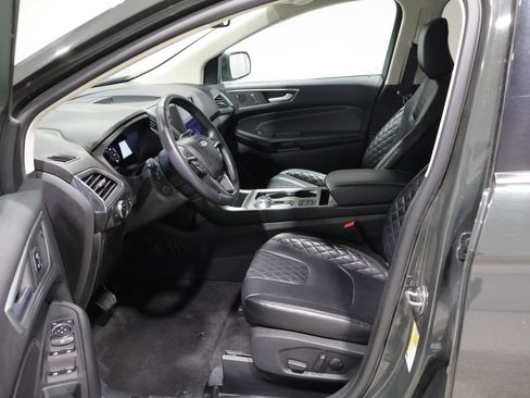 Used 2024 Ford Edge Titanium w/ Equipment Group 301A AWD/4WD image 8