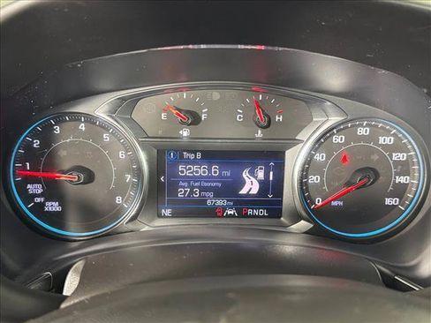 Used 2023 Chevrolet Equinox RS FWD image 28