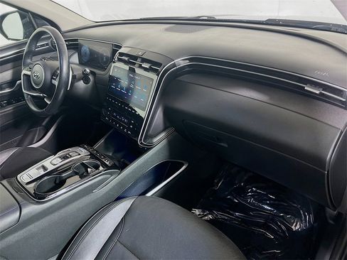 Used 2024 Hyundai Tucson Limited image 26