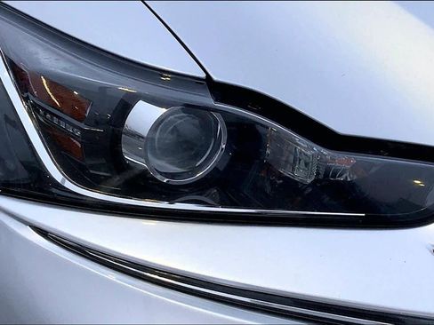 Used 2017 Lexus IS 200t image 26