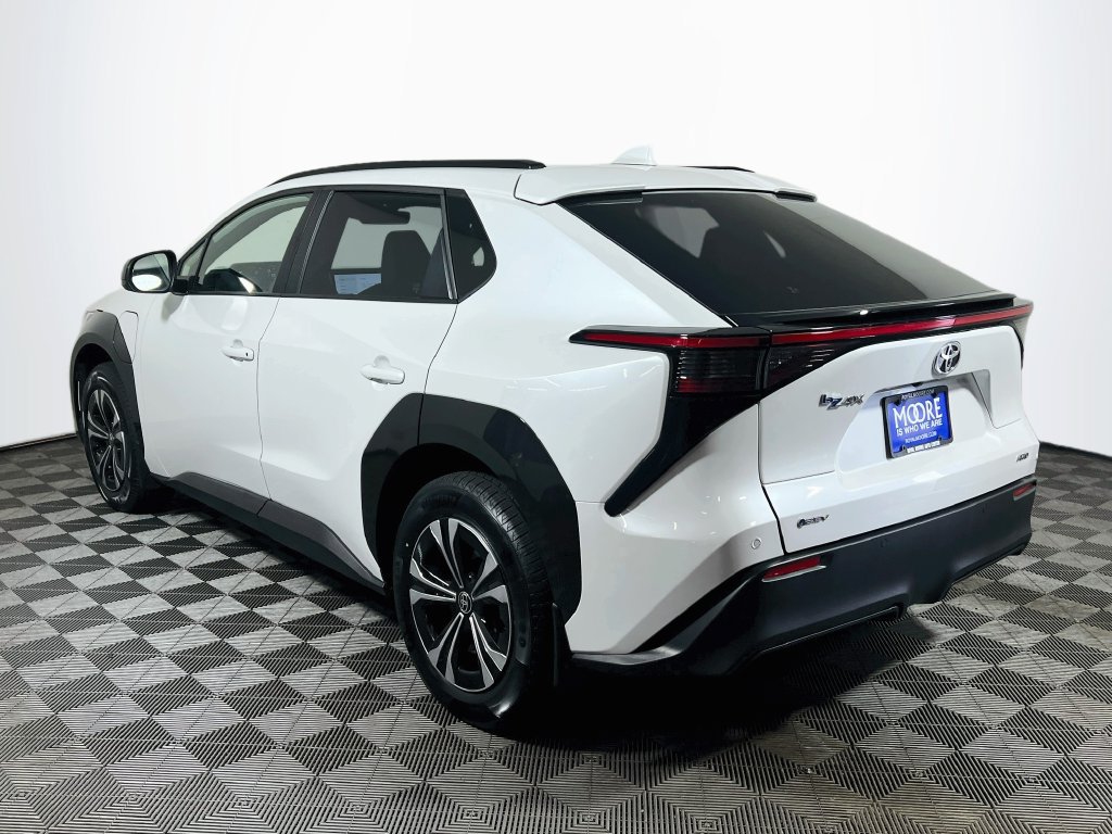 Certified 2024 Toyota bZ4X AWD w/ Weather Package image 5