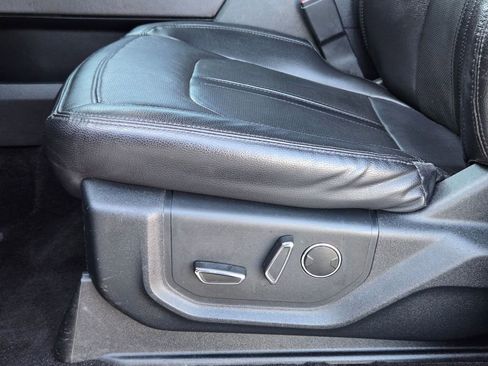 Used 2021 Ford Expedition Limited image 14