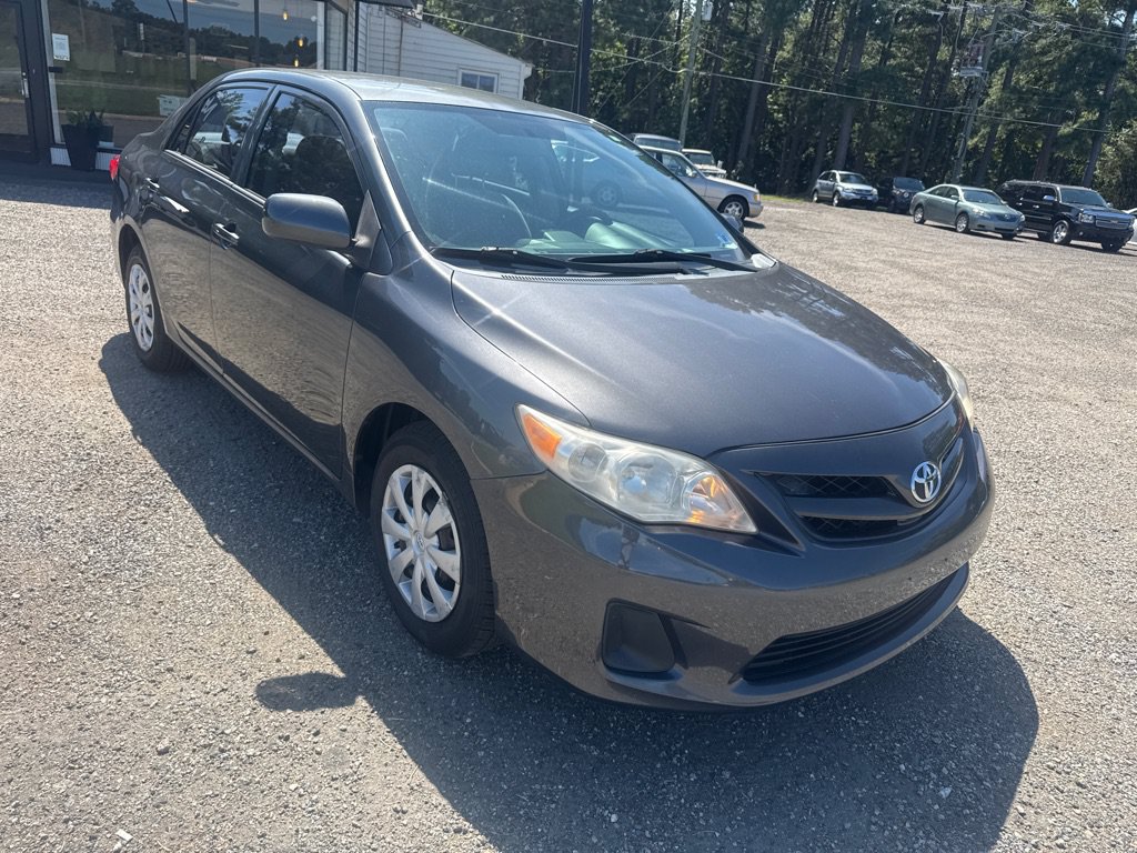 Used 2013 Toyota Corolla L FWD image 10